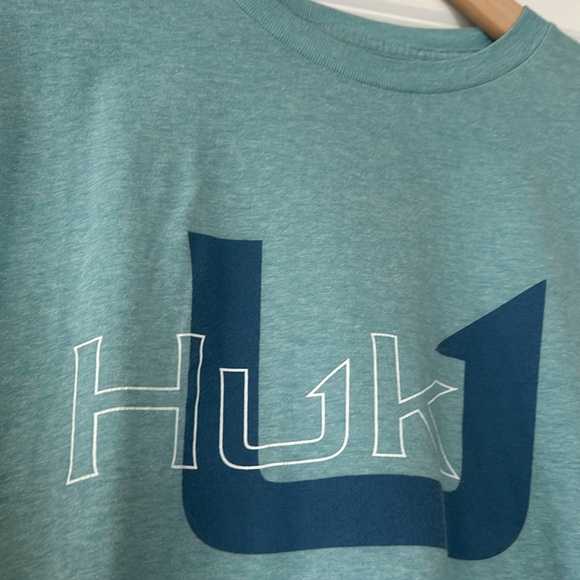 HUK Performance Fabric Hooded Orange Tee-Shirt w Pocket & Reflectors + BONUS Tee - Picture 11 of 12